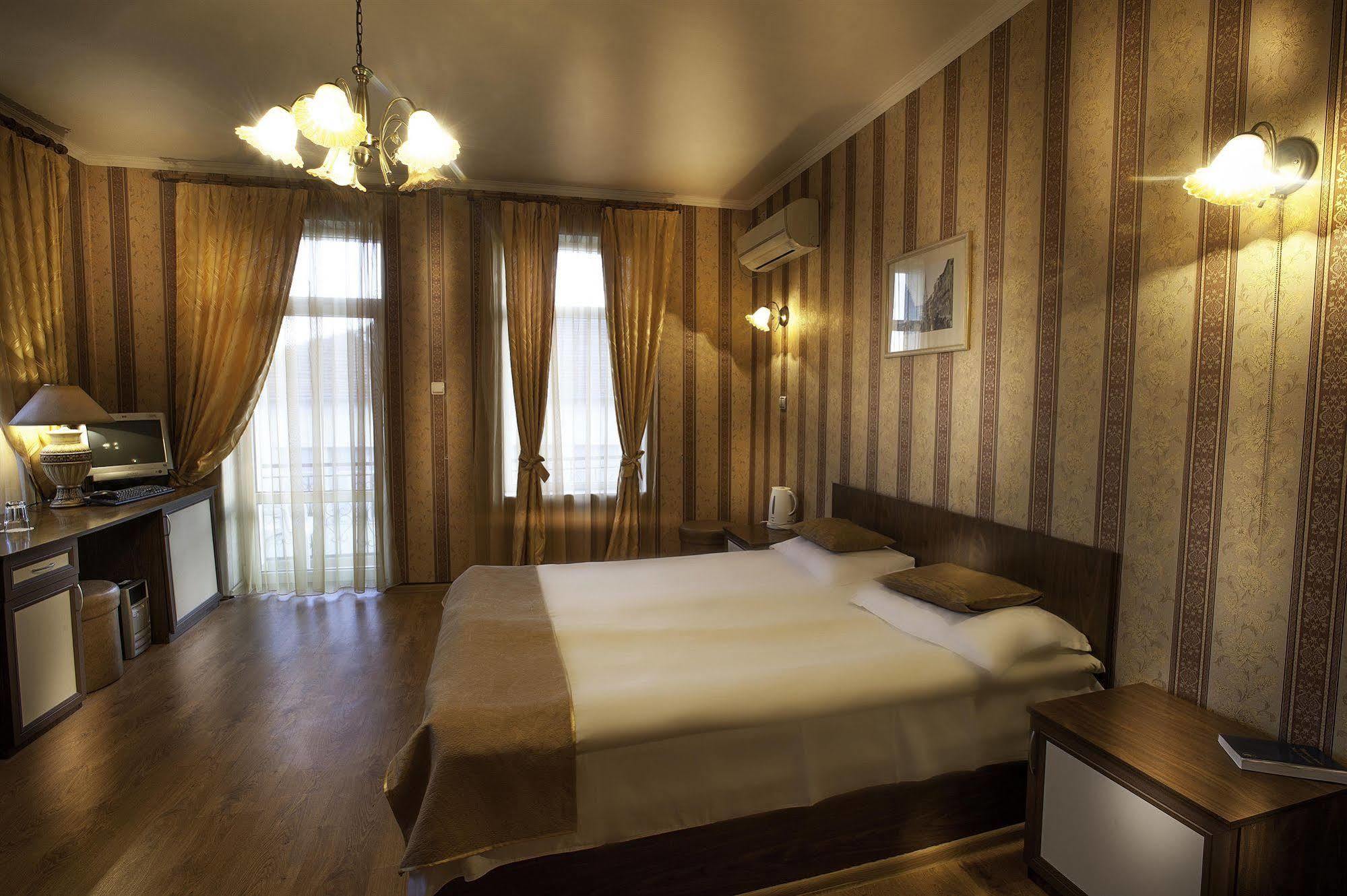 Hotel Tarnava - Oldtown House Weliko Tarnowo Exterior foto
